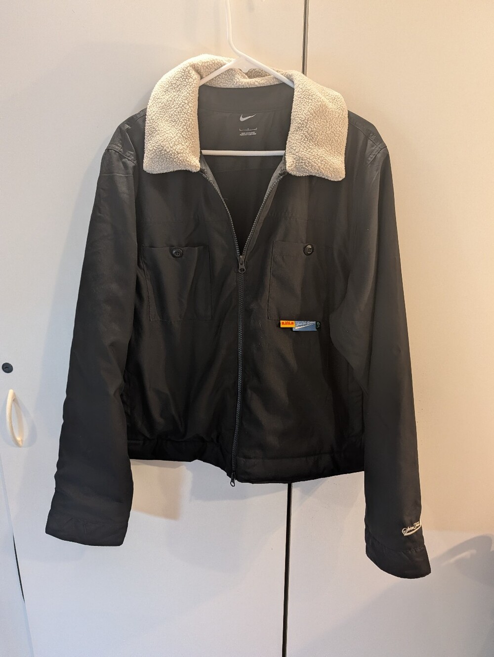 Nike Lebron James Black Isulated Bomber Jacket with Cream Sherpa Collar Large